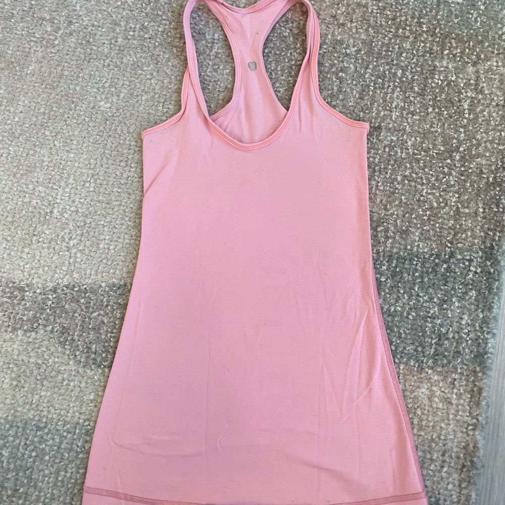 LULULEMON TANK